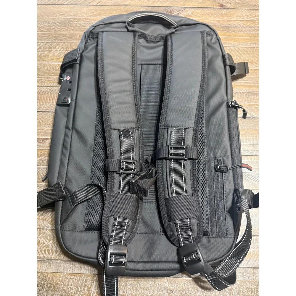 Expandable Vacuum Travel Backpack OS Black NWT TSA Lock Laptop Bag